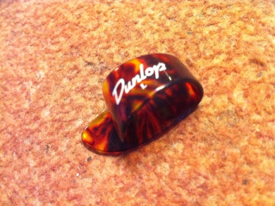 DUNLOP THUMBPICK TORTOISE, LARGE