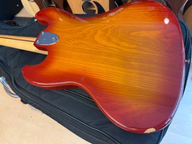 FENDER / ALL PARTS JAZZ BASS Oulu