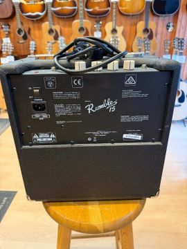 FENDER RUMBLE 15 Oulu
