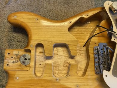 FENDER STRATOCASTER 1979