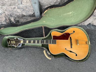 LEVIN MODEL 3N ROYAL 1952