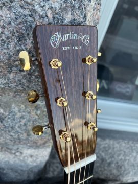 MARTIN OM-28 Modern Deluxe 2021