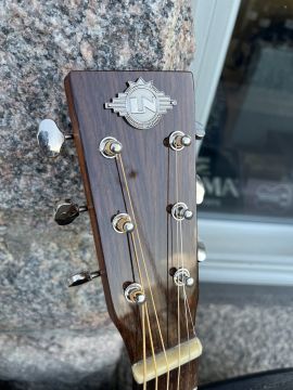 KITARAVERSTAS LASSI NURMI D-12 fret MODEL  