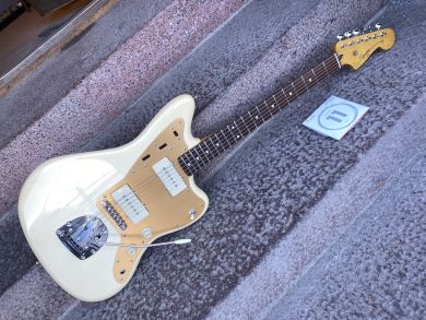SQUIER J. MASCIS JAZZMASTER 2015