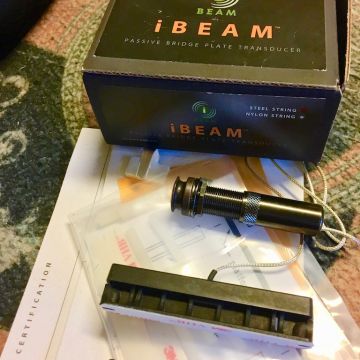 L.R. BAGGS iBEAM PASSIVE BRIDGE PLATE TRANSDUCERL.R. BAGGS LYRIC MICROPHONE kopio 108754