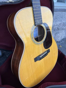 MARTIN 000-28 BROOKE LIGERTWOOD 2022