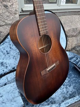 MARTIN 000-15 STREETMASTER 2022