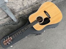 MARTIN D-28 LEFTY 2004