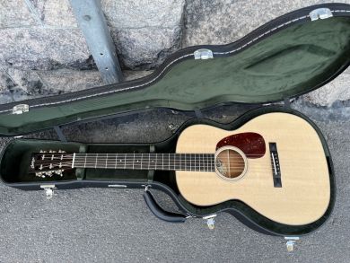 COLLINGS 0001