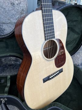 COLLINGS 0001