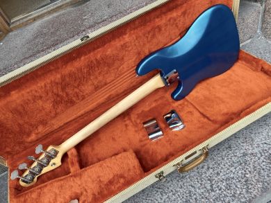 FENDER PRECISION BASS 1964