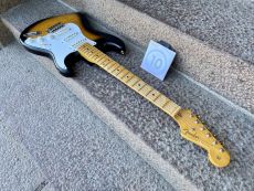 FENDER/SQUIER ST57-65 STRATOCASTER 1983
