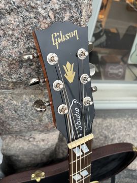 GIBSON HUMMINGBIRD STUDIO 2018