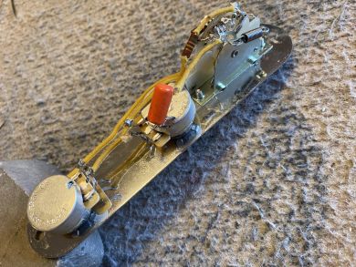 PRE-WIRED 3-WAY NOCASTER KIT W/AGED CONTROL PLATE
