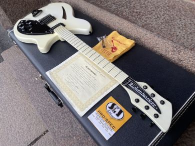 RICKENBACKER TUXEDO 6 1987