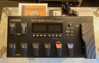 BOSS GT-100 COSM AMP EFFECTS PROCESSOR 2014