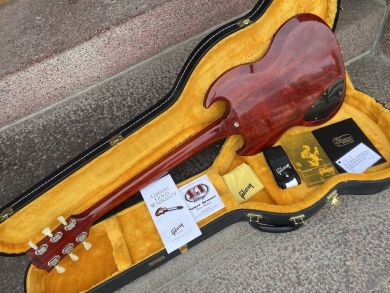 GIBSON 1964 SG STANDARD REISSUE WITH MAESTRO VIBROLA 2021