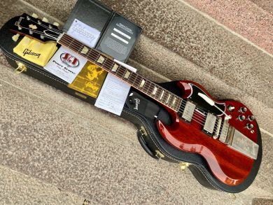 GIBSON 1964 SG STANDARD REISSUE WITH MAESTRO VIBROLA 2021