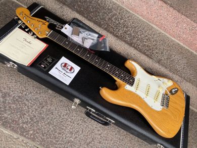 FENDER AMERICAN VINTAGE II 1973 STRATOCASTER 2023