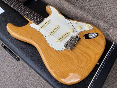 FENDER AMERICAN VINTAGE II 1973 STRATOCASTER 2023