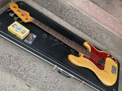 FENDER PRECISION BASS 1966