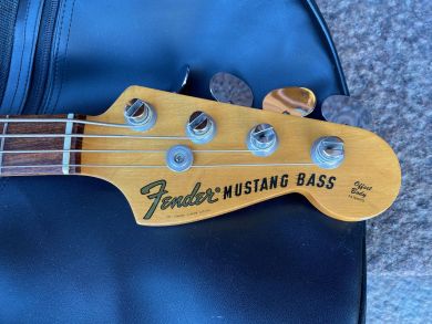 FENDER MUSTANG BASS 1968