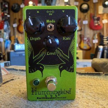 EARTHQUAKER DEVICES HUMMINGBIRD TREMOLO