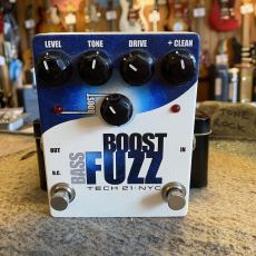TECH 21 BASS BOOST FUZZ