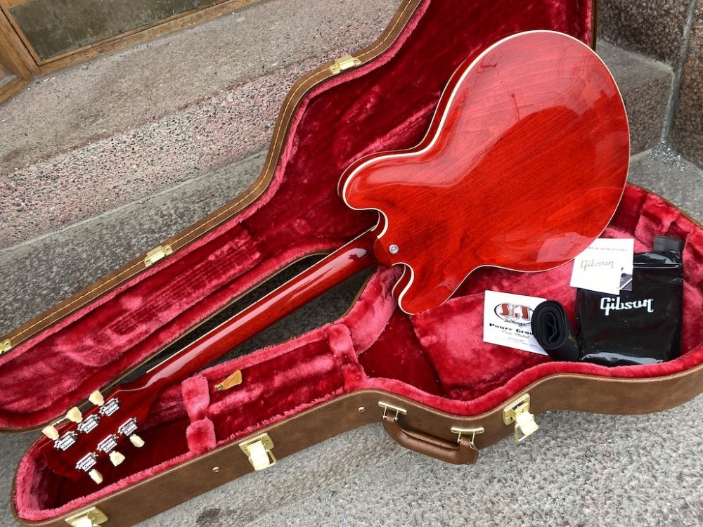 GIBSON ES-335, Sixties Cherry - Kitarapaja