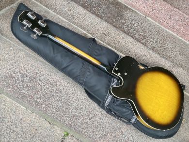 HARMONY H22 BASS 1966