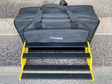 NUX BUMBLEBEE NPB-M PEDALBOARD + GIGABG