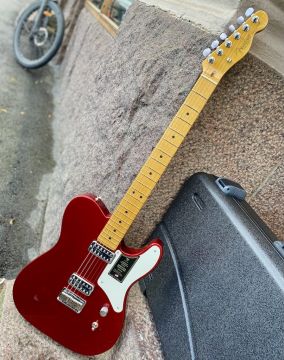 FENDER 75th ANNIVERSARY AMERICAN PROFESSIONAL CLASSIC CABRONITA TELECASTER, Candy Apple Red