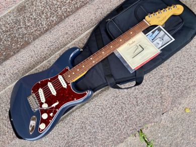 FENDER AMERICAN PROFESSIONAL CLASSIC STRATOCASTER 2025