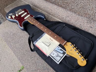 FENDER AMERICAN PROFESSIONAL CLASSIC STRATOCASTER 2025