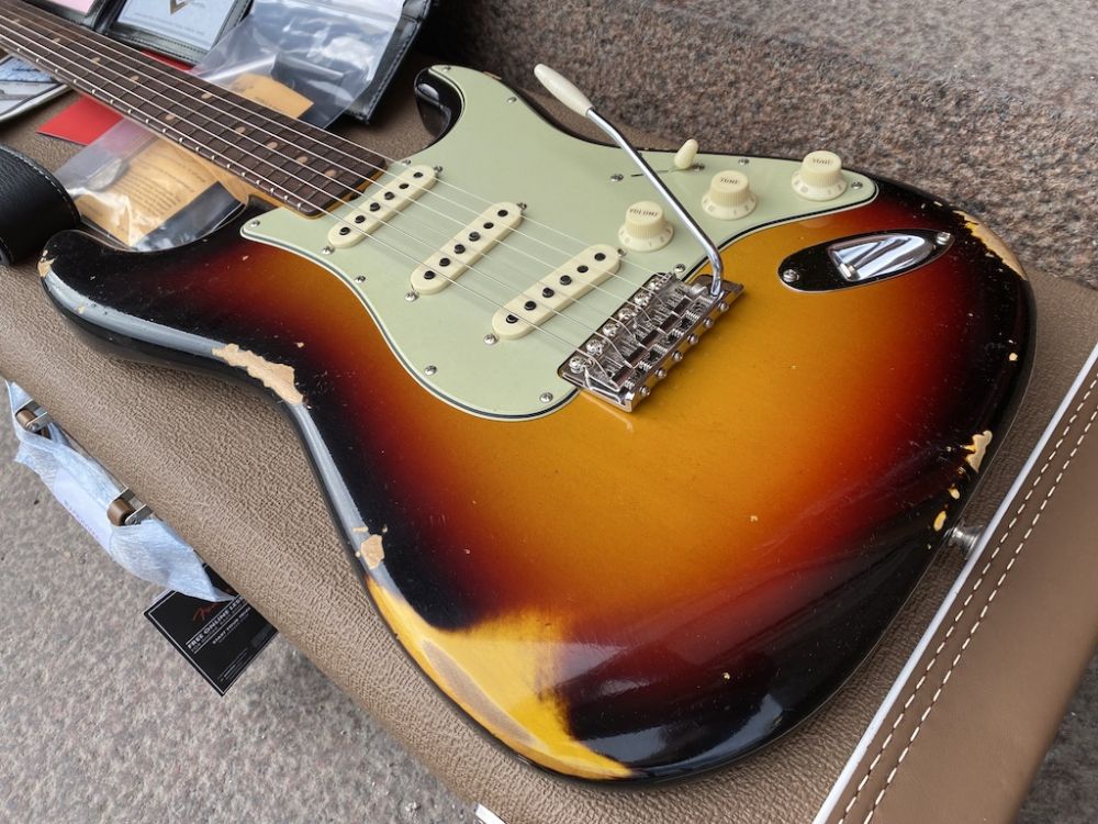 Fender squier relic hotsell