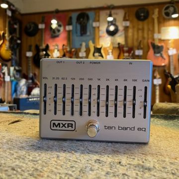 MXR TEN BAND EQ