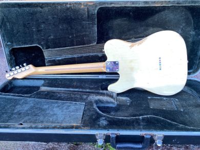 FENDER TELECASTER 1976 