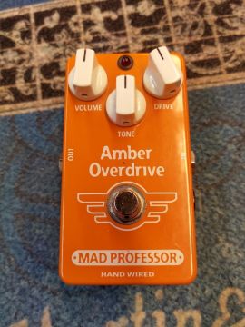 MAD PROFESSOR AMBER OVERDRIVE HAND WIRED Oulu