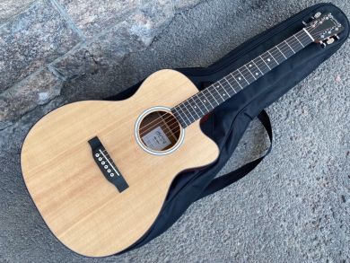 MARTIN 000CJr-10E 2018