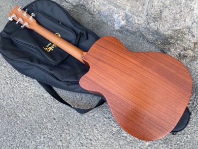 MARTIN 000CJr-10E 2018