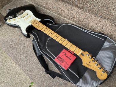 FENDER PLAYER II STRATOCASTER HSS 2025