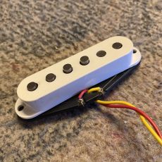 FENDER AM STD STRATOCASTER