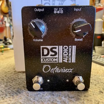 DS CUSTOM OCTAVIUZZ OCTAVE FUZZ