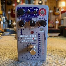 ELECTRO-HARMONIX INTELLIGENT HARMONY MACHINE
