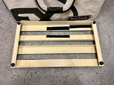 T-REX TONETRUNK PEDALBOARD 55cm x 31cm