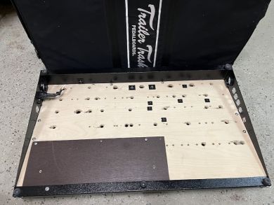 TRAILER TRASH PEDALBOARD 72cm x 43cm (44cm x 15cm)