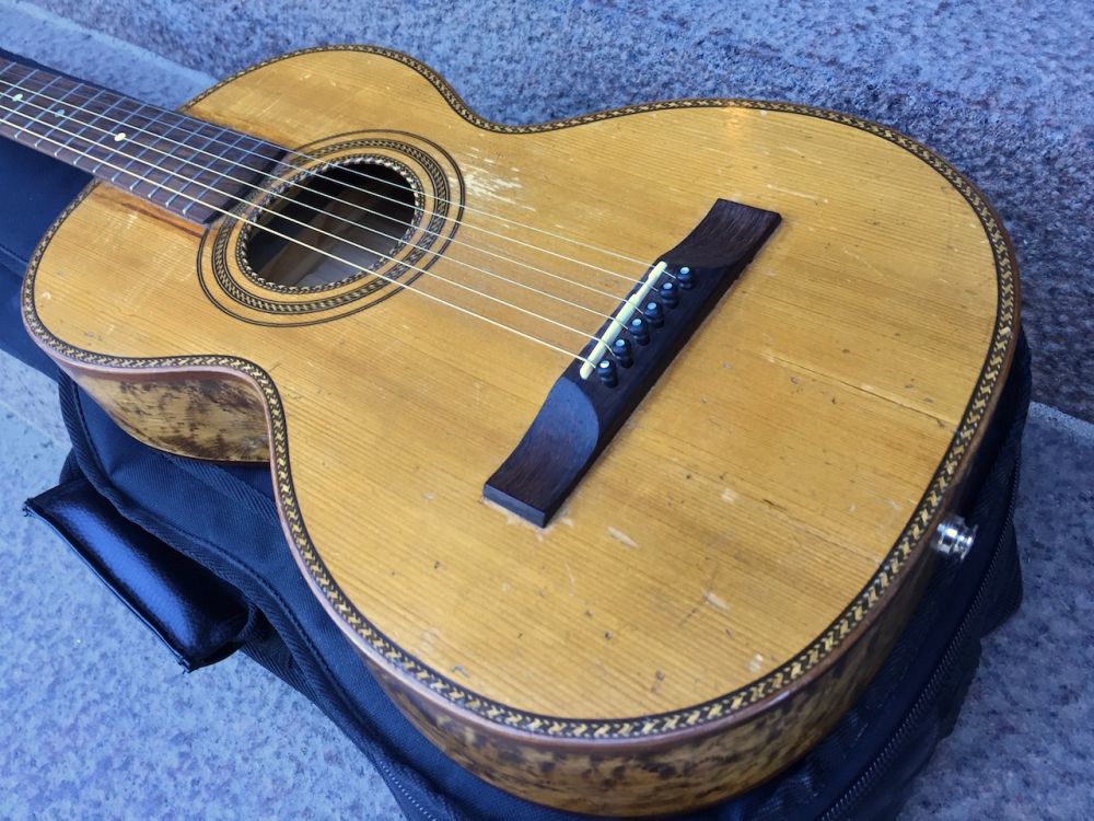 PARLOR GUITAR, 1900th CENTURY - Kitarapaja