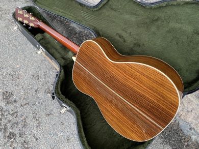 MARTIN OM-28 2016 