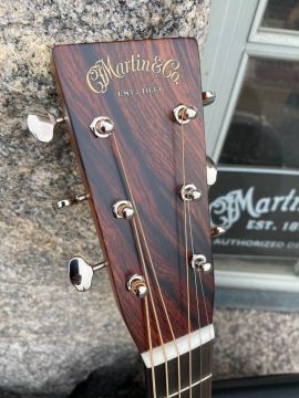 MARTIN D CUSTOM SHOP 