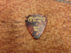 MARTIN STANDARD "LIGHT" Tortoise pick  Oulu